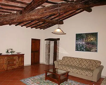 Borgo Montefolchi Hotel